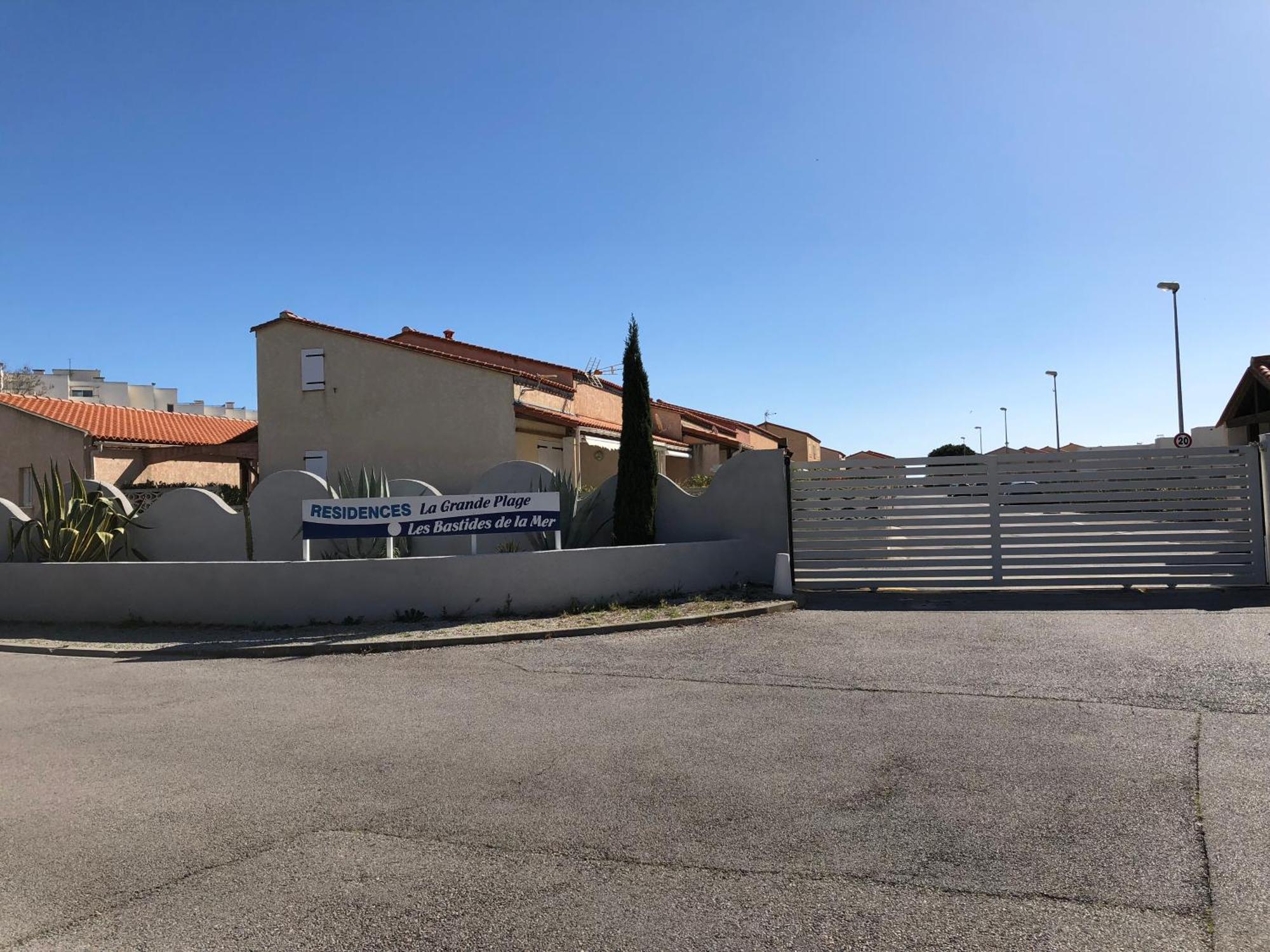 Barcaresa-Villa Vue Mer Acces Direct Plage - Piscine Le Barcares Exterior photo